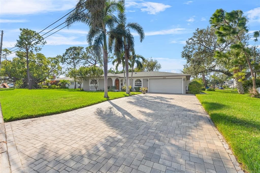 3396 WALNUT STREET NE ST PETERSBURG, FL 33704