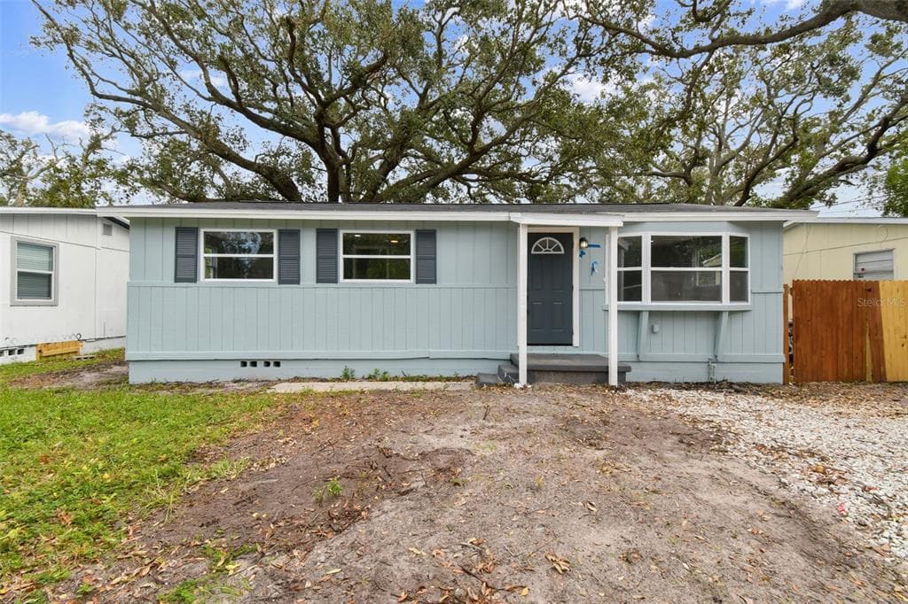 1581 S PROSPECT AVENUE CLEARWATER, FL 33756