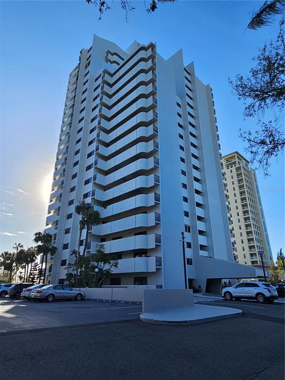 4141 BAYSHORE BOULEVARD UNIT 1603 TAMPA, FL 33611