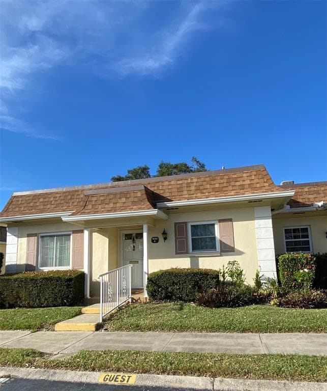 1652 S LAKE AVENUE UNIT 4 CLEARWATER, FL 33756