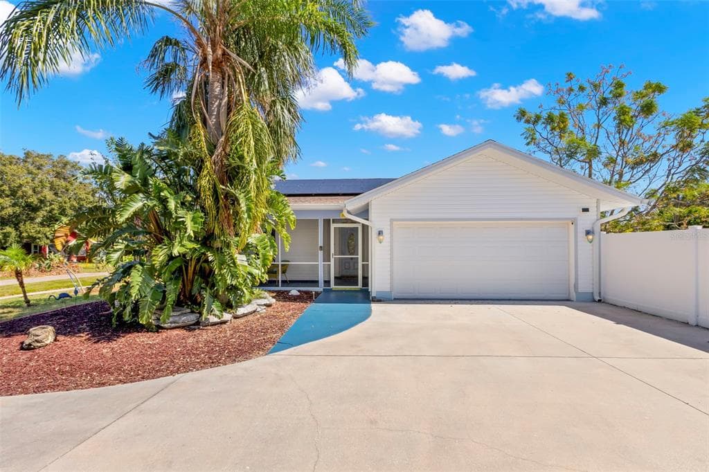 2029 DOUGLAS AVENUE CLEARWATER, FL 33755