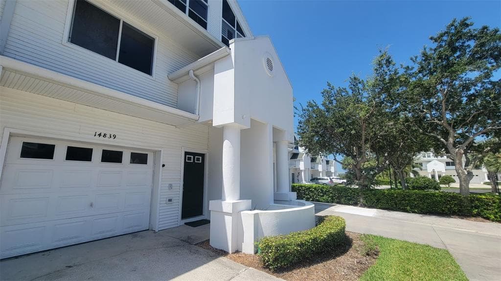 14839 SEMINOLE TRAIL SEMINOLE, FL 33776