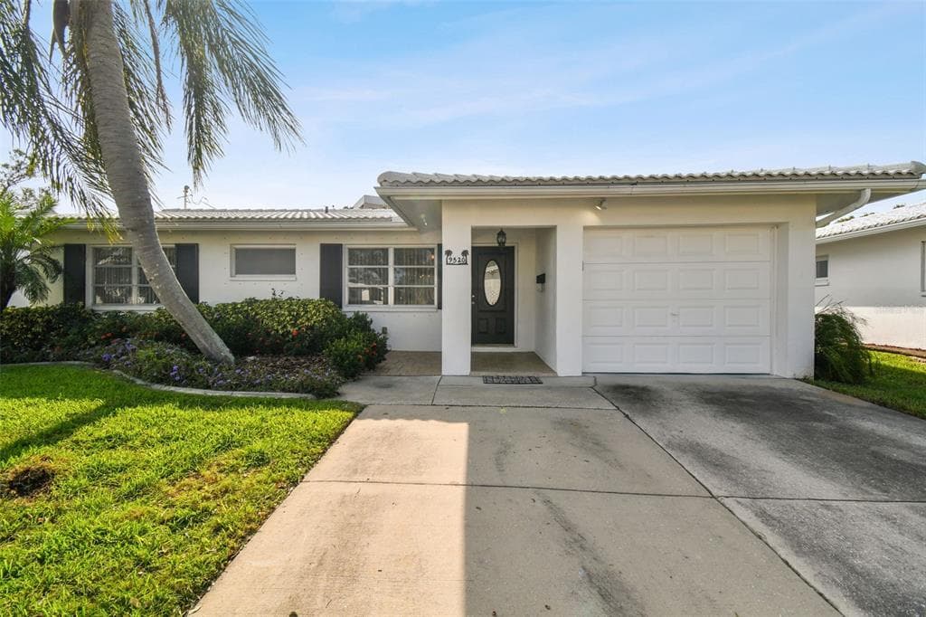 9520 141ST STREET SEMINOLE, FL 33776