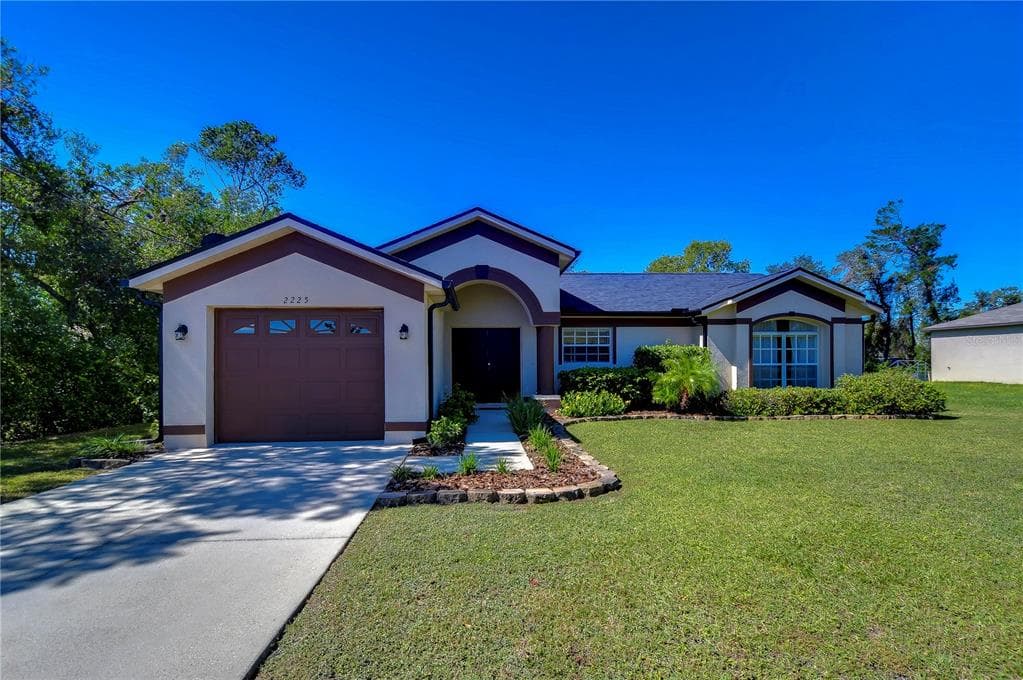 2225 LAKE FOREST AVENUE SPRING HILL, FL 34609