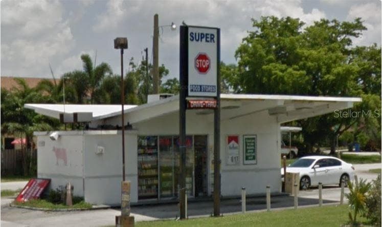 4420 NE 1ST TERRACE OAKLAND PARK, FL 33334
