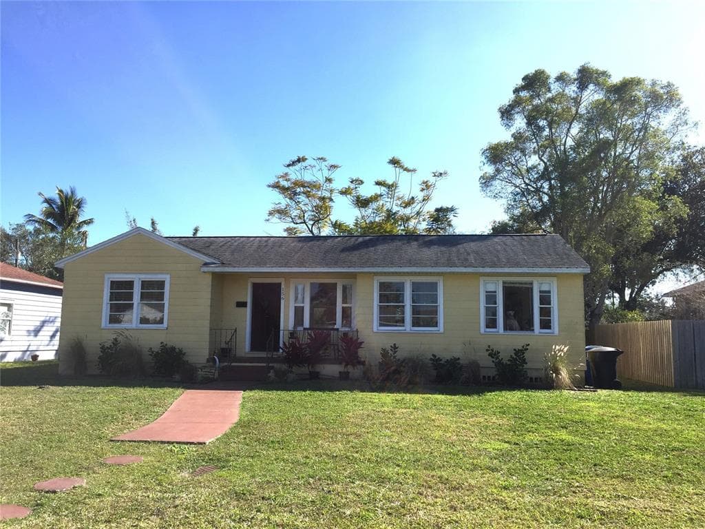 156 39TH AVENUE NE ST PETERSBURG, FL 33703