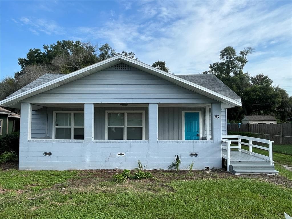 713 W MYRTLE STREET LAKELAND, FL 33815