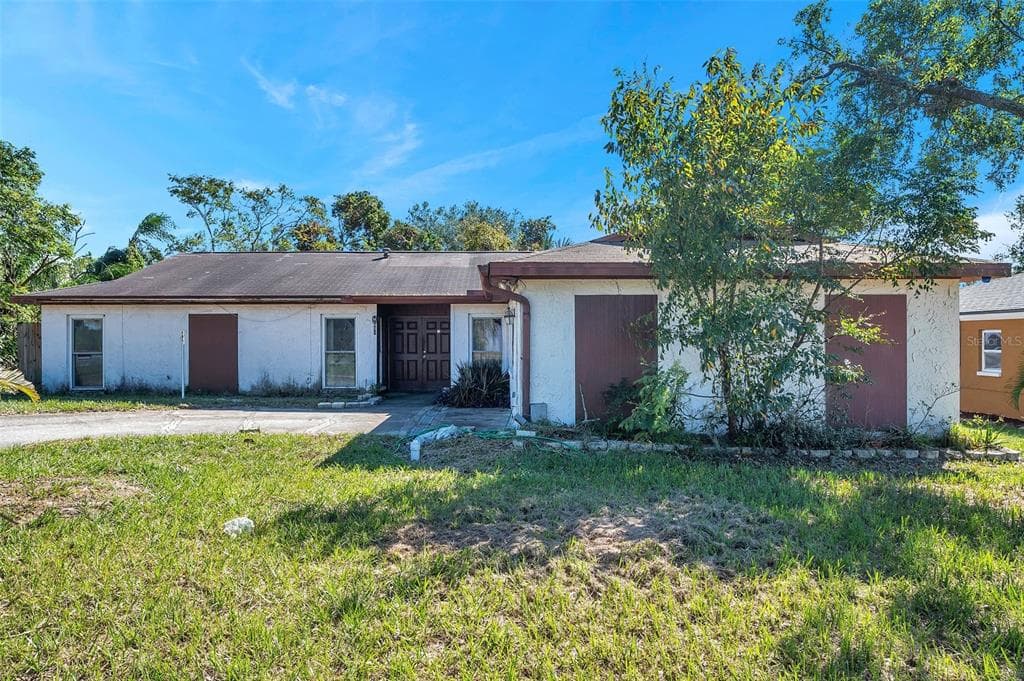 601 BARKFIELD STREET BRANDON, FL 33511