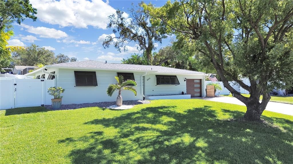 2313 DEMARET DRIVE DUNEDIN, FL 34698