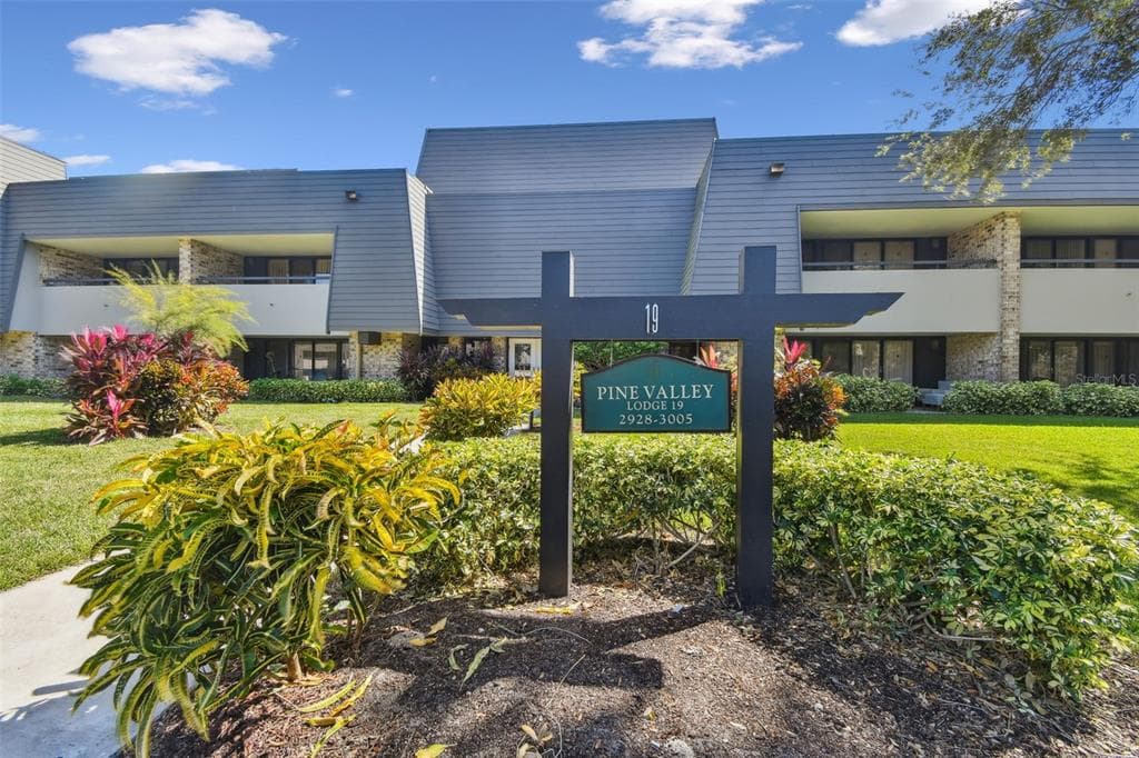 36750 US HIGHWAY 19 N UNIT 19106 PALM HARBOR, FL 34684