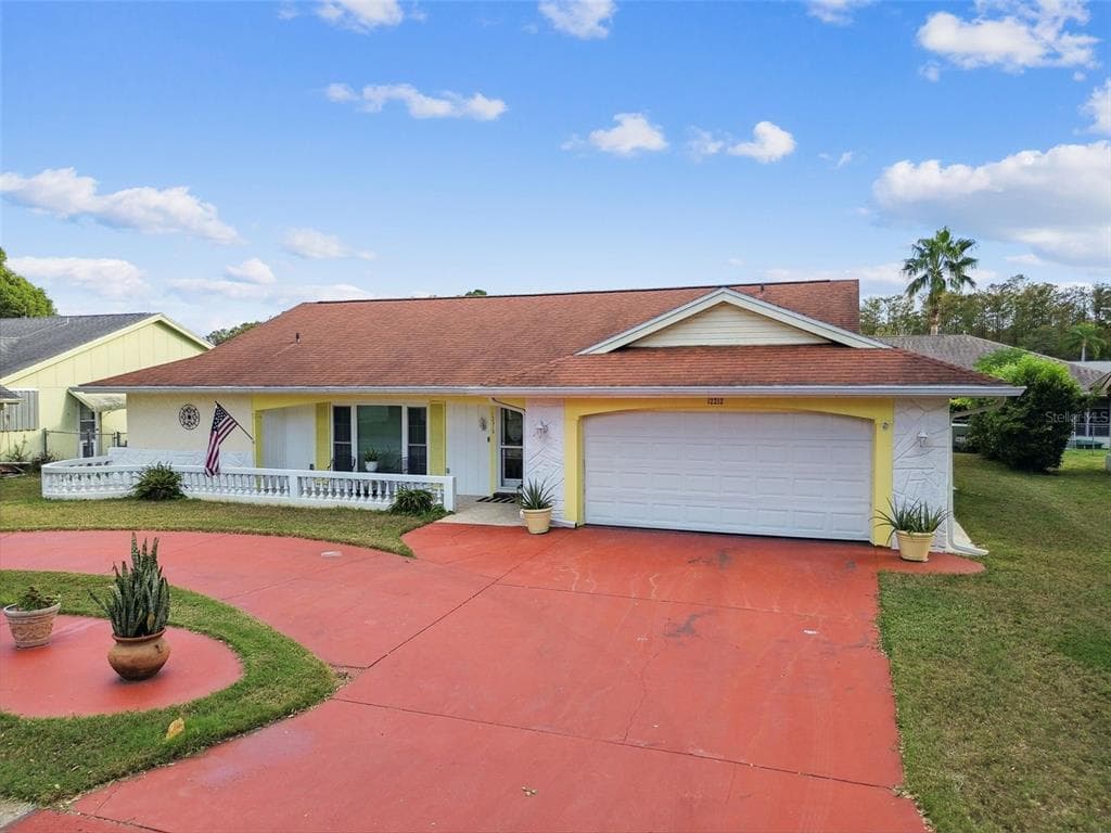 12212 BUTTONWOOD ROW HUDSON, FL 34667