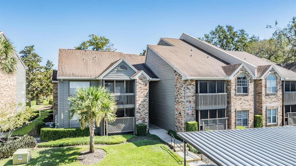 2500 WINDING CREEK BOULEVARD UNIT D204 CLEARWATER, FL 33761