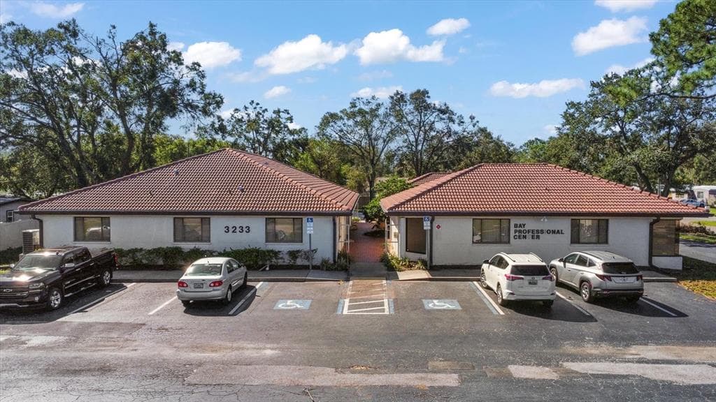 3233 E BAY DRIVE UNIT 102 LARGO, FL 33771