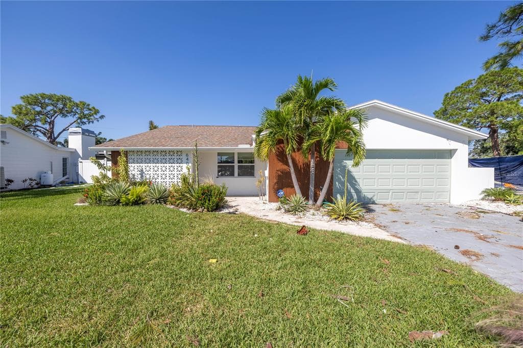 6400 BAYOU GRANDE BOULEVARD ST PETERSBURG, FL 33703