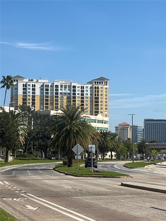 345 BAYSHORE BOULEVARD UNIT 713 TAMPA, FL 33606