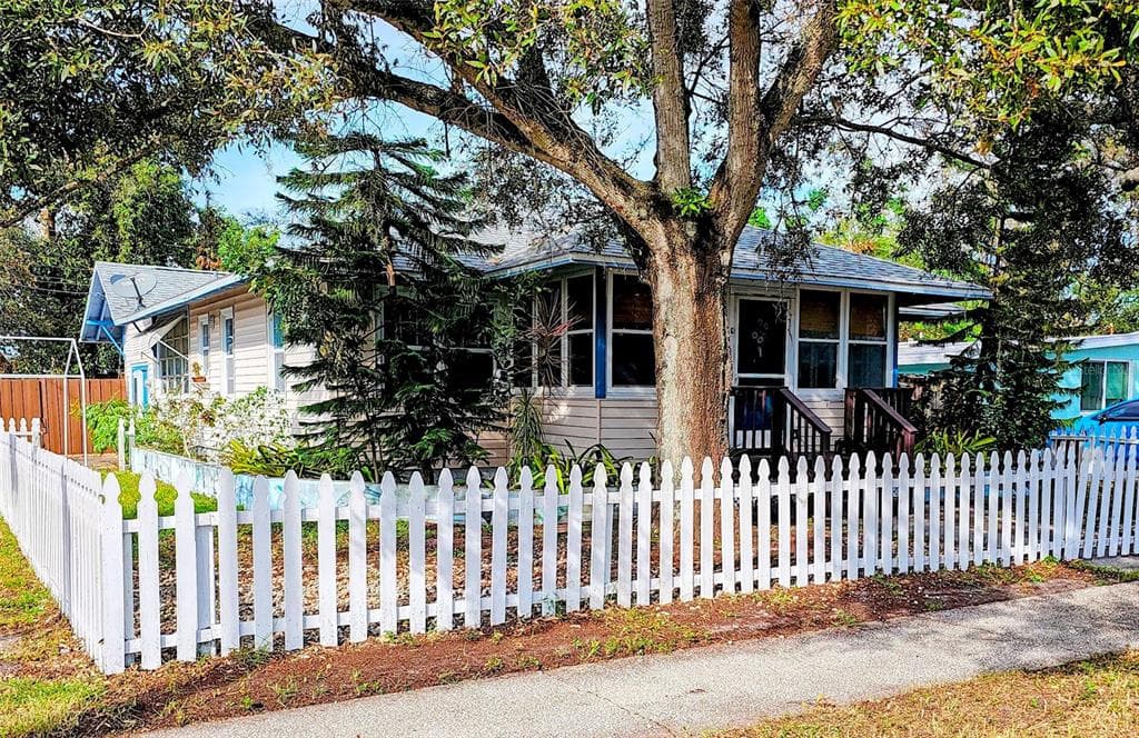5029 9TH AVENUE S GULFPORT, FL 33707
