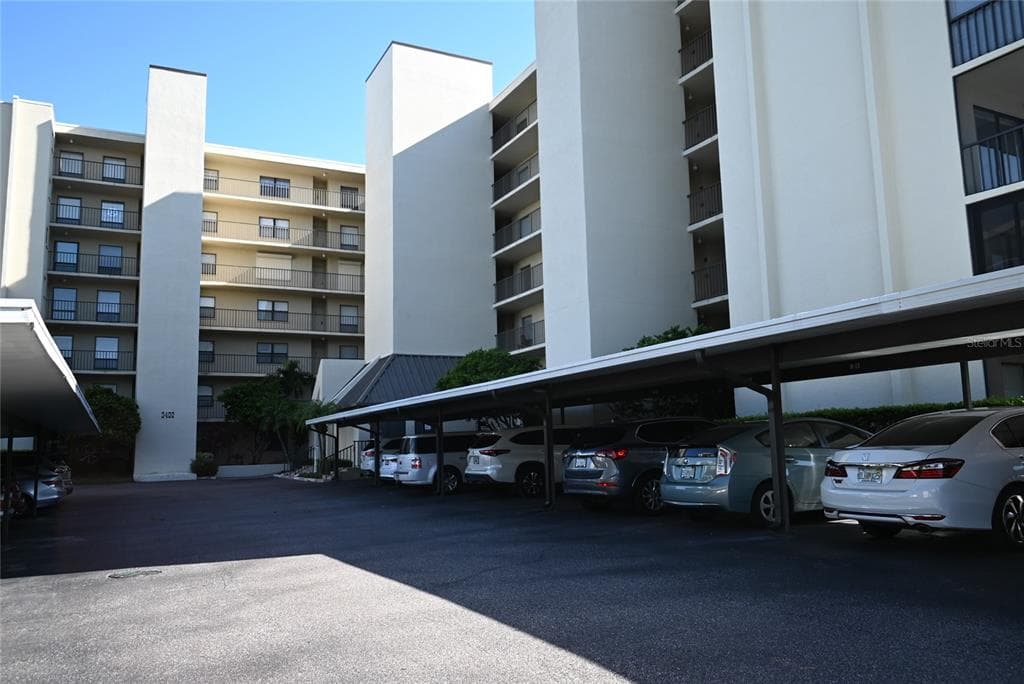 3400 COVE CAY DRIVE UNIT 4F CLEARWATER, FL 33760