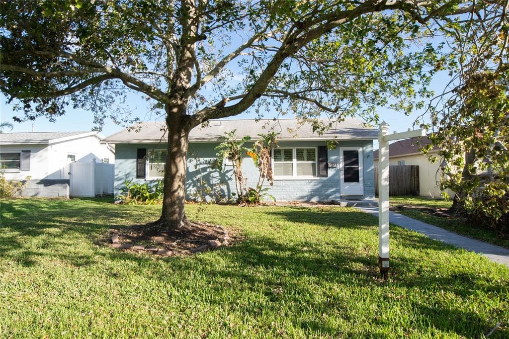 1011 47TH AVENUE N ST PETERSBURG, FL 33703