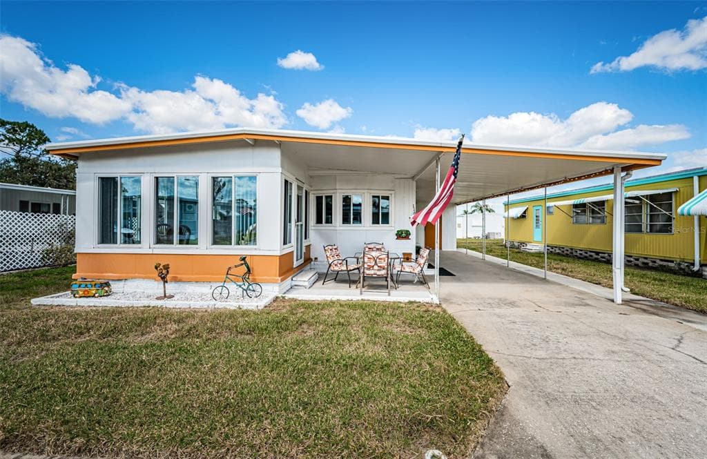 116 RACHEL DRIVE TARPON SPRINGS, FL 34689