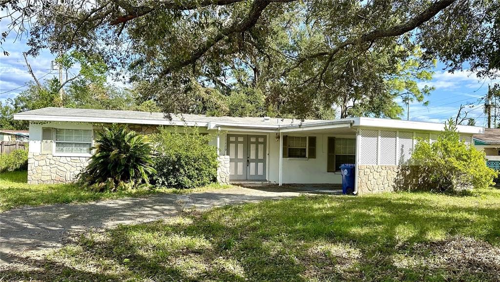 11119 N 21ST STREET TAMPA, FL 33612