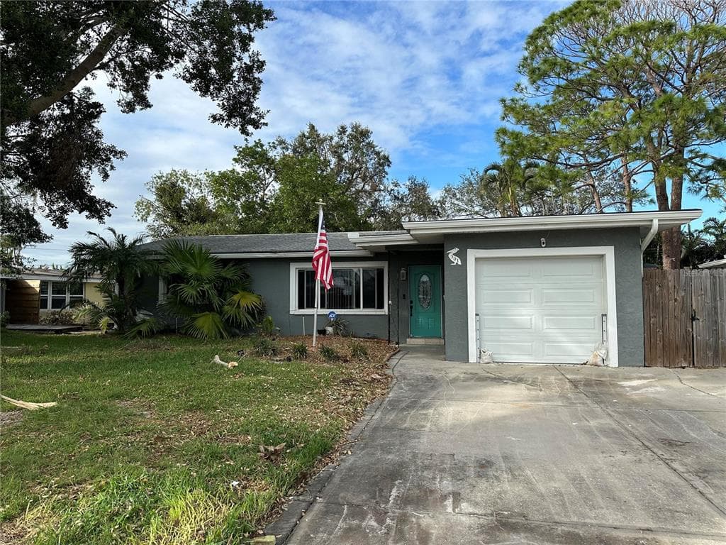 301 89TH AVENUE NE ST PETERSBURG, FL 33702