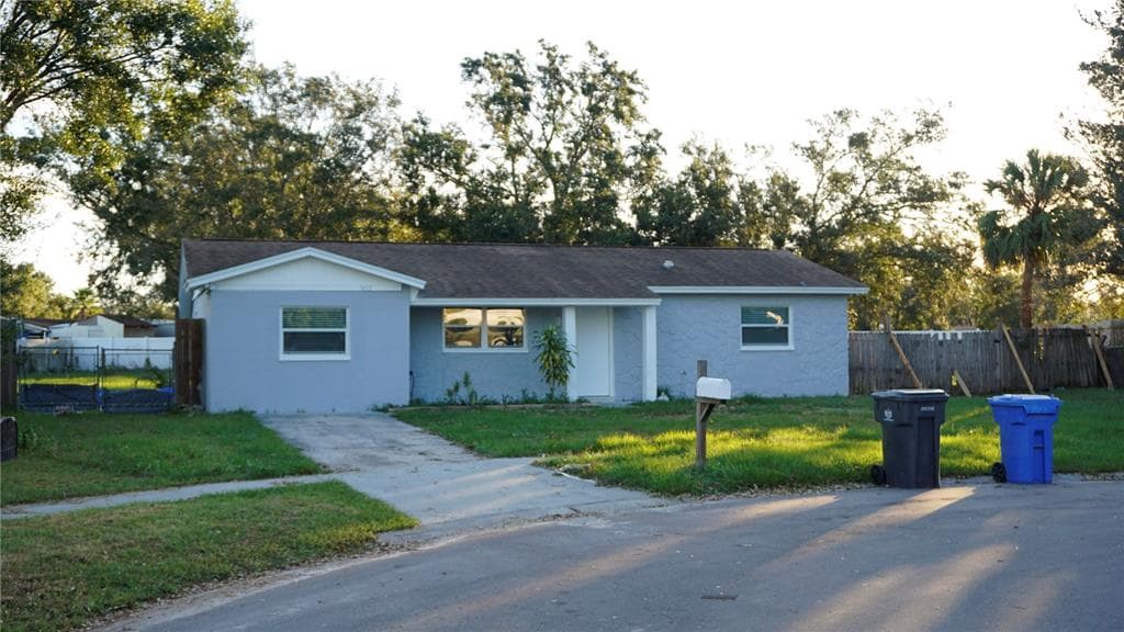 7412 WISHING WELL COURT TAMPA, FL 33619