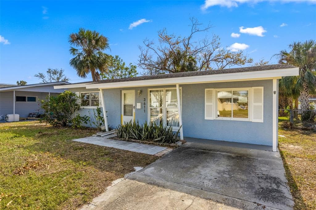 3611 OVERLOOK DRIVE NE ST PETERSBURG, FL 33703