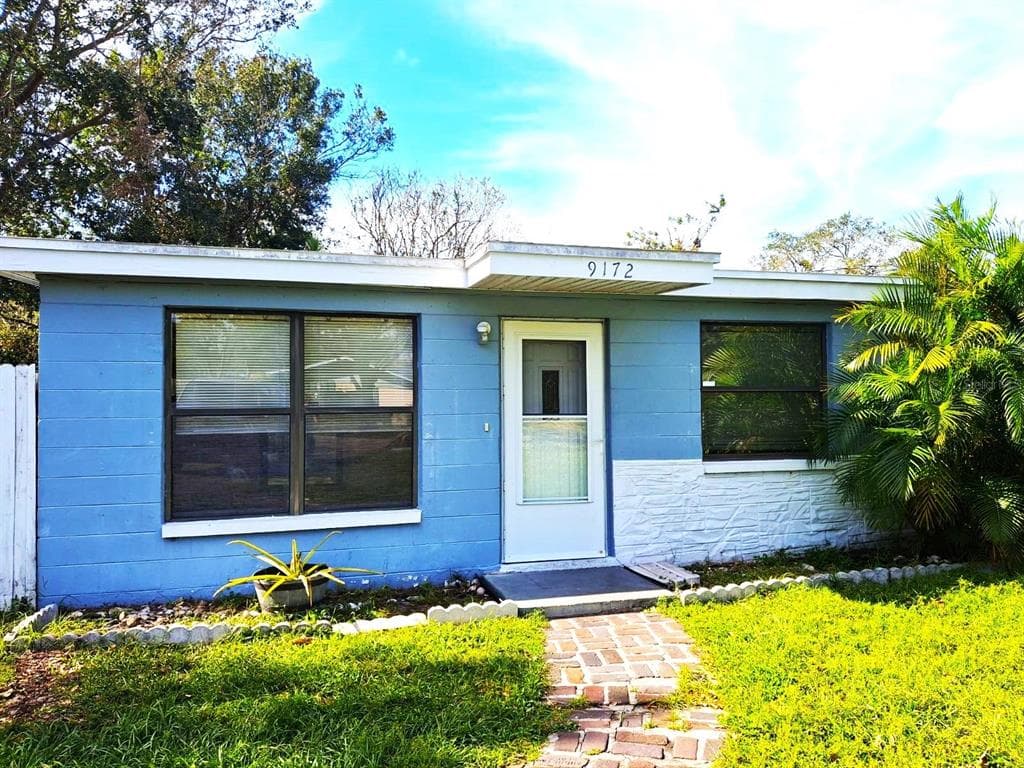 9172 ORCHID DRIVE SEMINOLE, FL 33777