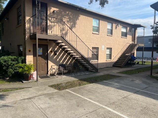 1221 E MOHAWK AVENUE UNIT D TAMPA, FL 33604