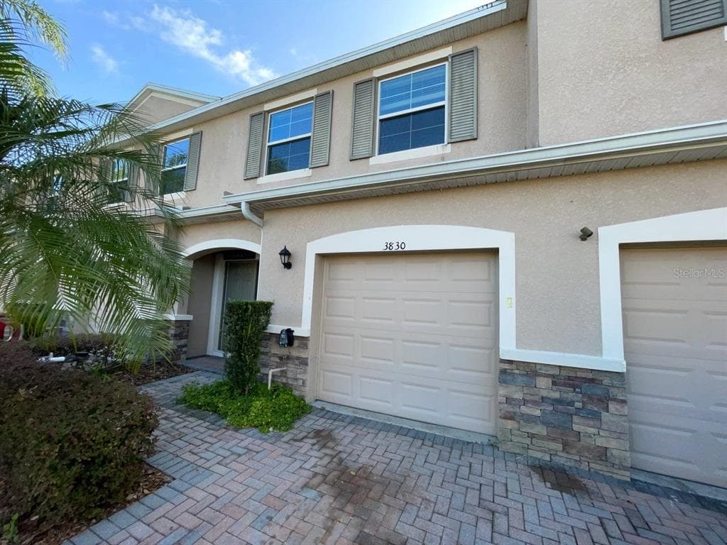 3830 SILVERLAKE WAY WESLEY CHAPEL, FL 33544