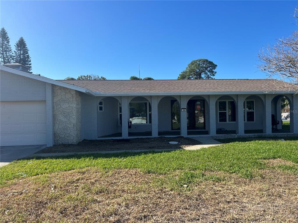 140 88TH AVENUE NE ST PETERSBURG, FL 33702