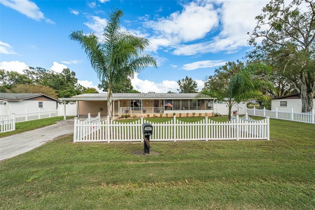 7138 FORT KING ROAD ZEPHYRHILLS, FL 33541