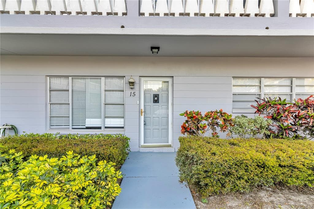 2295 AMERICUS BOULEVARD E UNIT 15 CLEARWATER, FL 33763