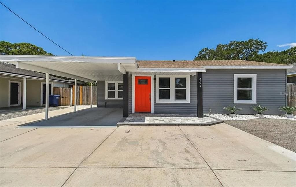 606 N MACDILL AVENUE TAMPA, FL 33609