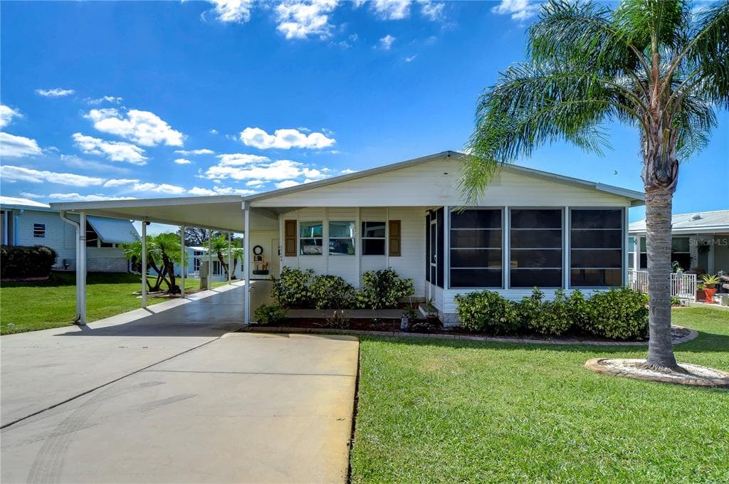 37608 LORENA AVENUE ZEPHYRHILLS, FL 33541