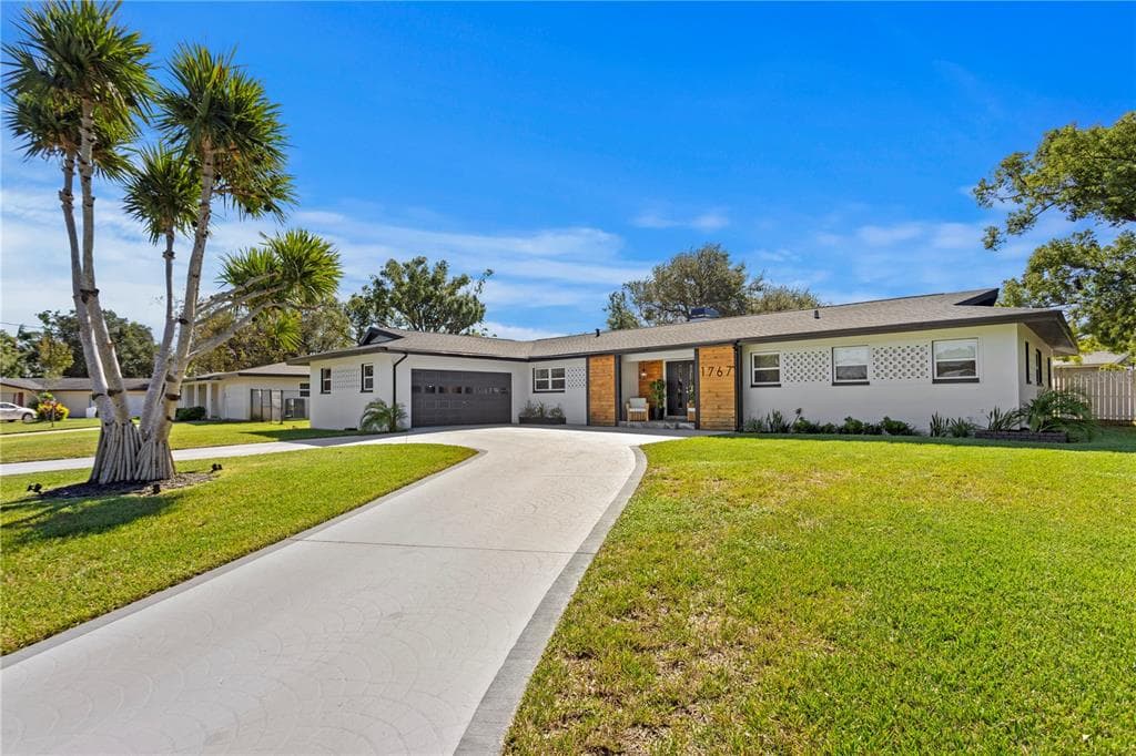 1767 WINFIELD CIRCLE CLEARWATER, FL 33756