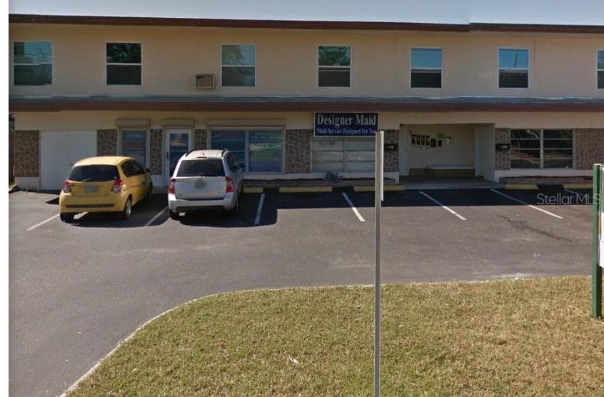 2440 25TH STREET UNIT B ST PETERSBURG, FL 33713