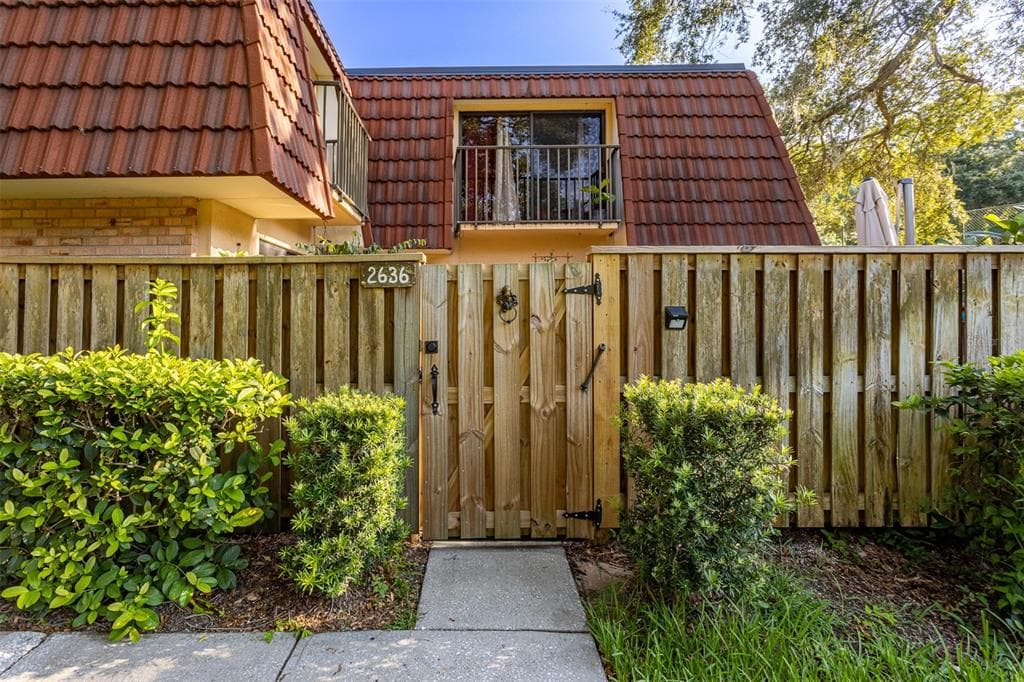 2636 2ND COURT PALM HARBOR, FL 34684