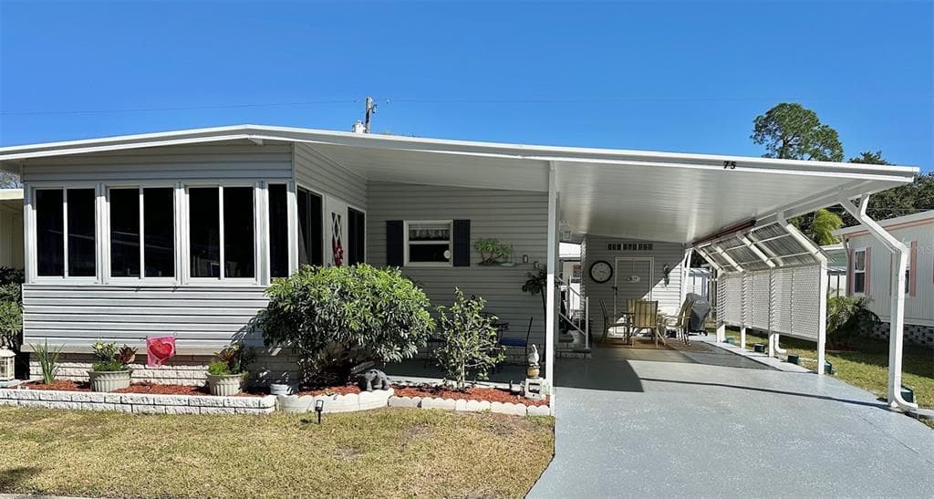 7777 46TH AVENUE N UNIT 75 ST PETERSBURG, FL 33709