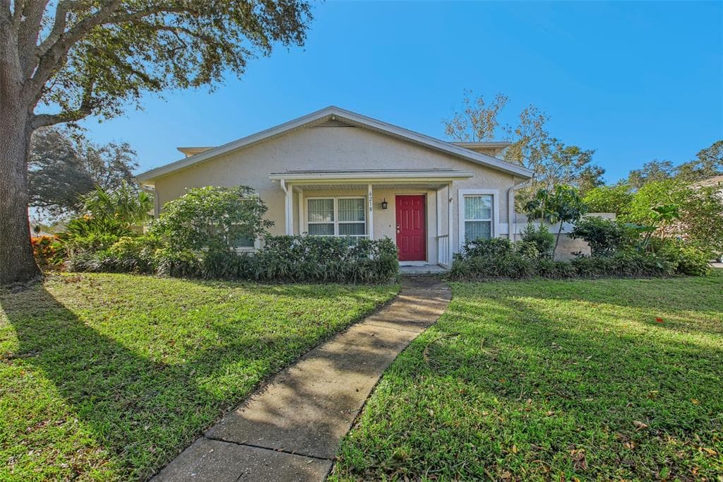 6218 GOLDENMOSS WAY UNIT 6218 TEMPLE TERRACE, FL 33617