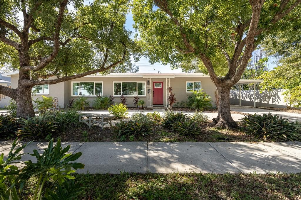 4972 13TH AVENUE N ST PETERSBURG, FL 33710