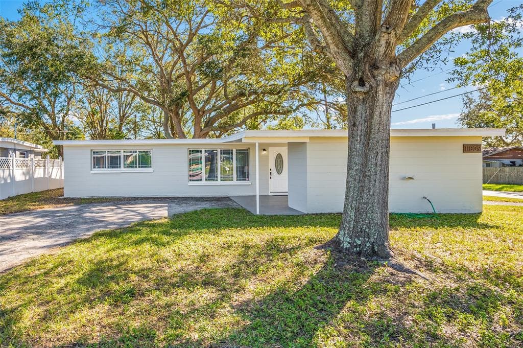 11809 104TH STREET LARGO, FL 33773