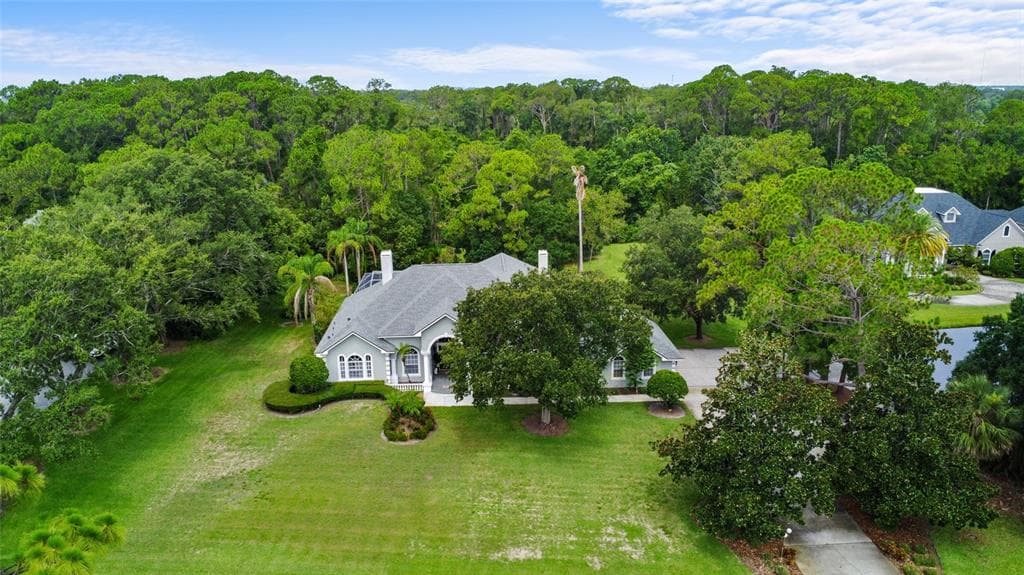 168 RUE DES CHATEAUX TARPON SPRINGS, FL 34688