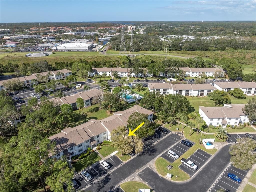 305 WINDWARD PLACE UNIT 305 OLDSMAR, FL 34677