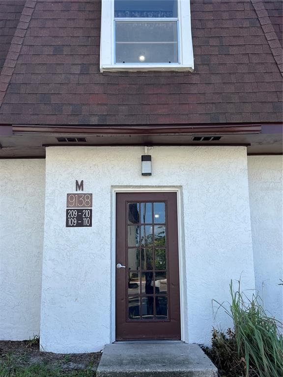 9138 TUDOR DRIVE UNIT M110 TAMPA, FL 33615