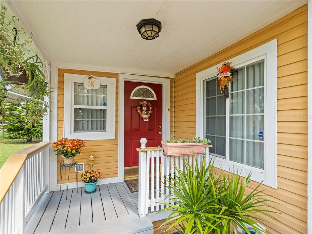 12707 CAMBRIDGE AVENUE TAMPA, FL 33624