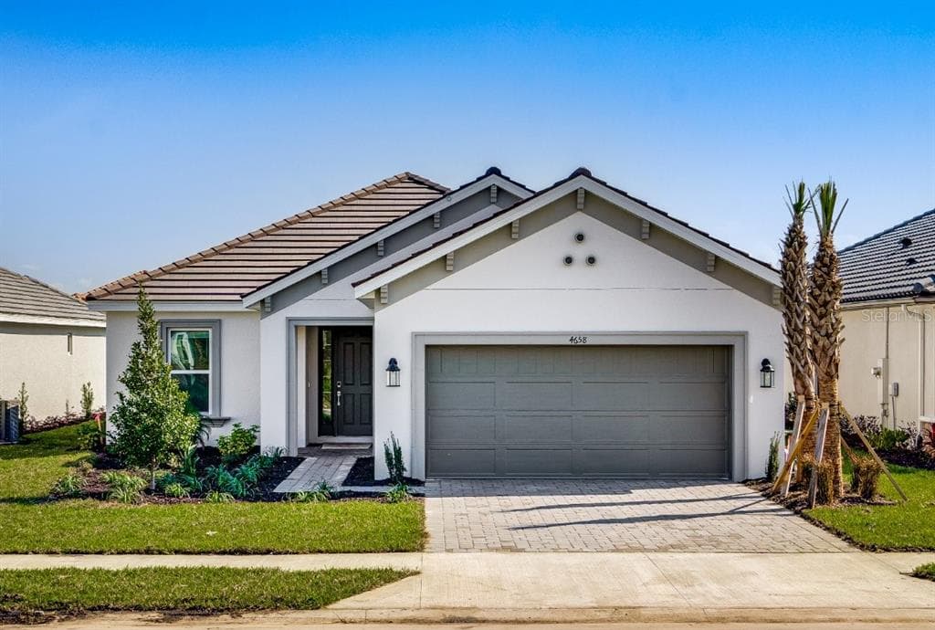 4658 FRECCIA LOOP WESLEY CHAPEL, FL 33543