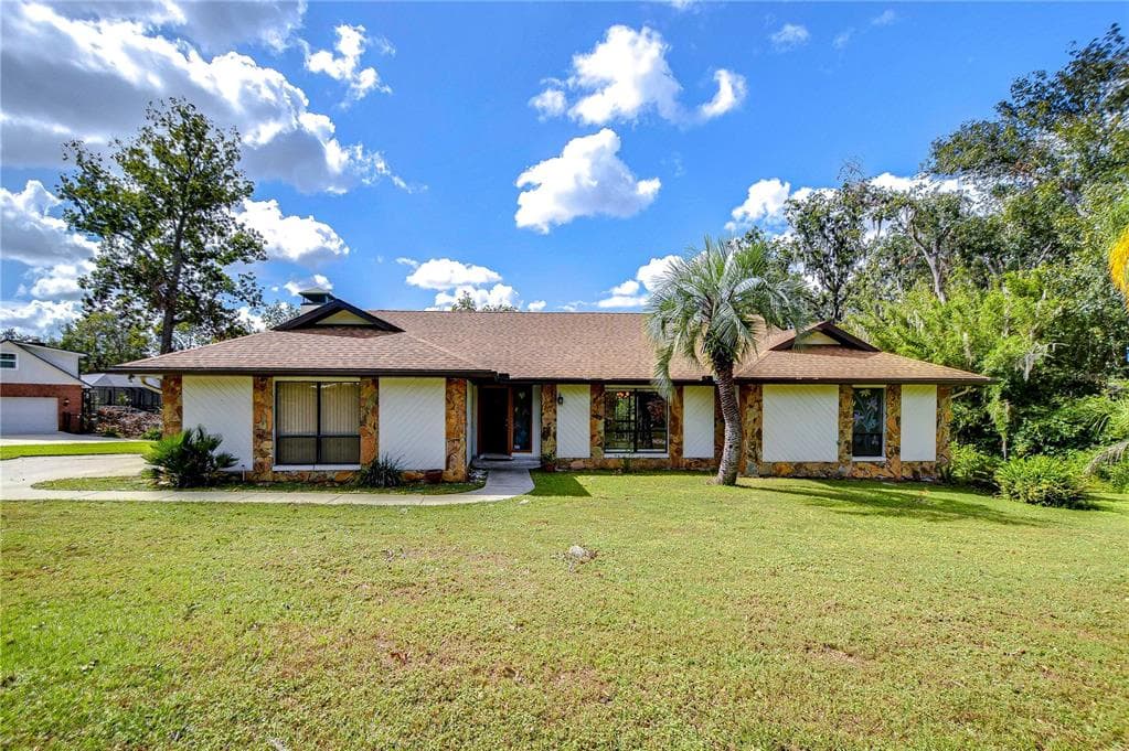 109 HOLLY TREE LANE BRANDON, FL 33511