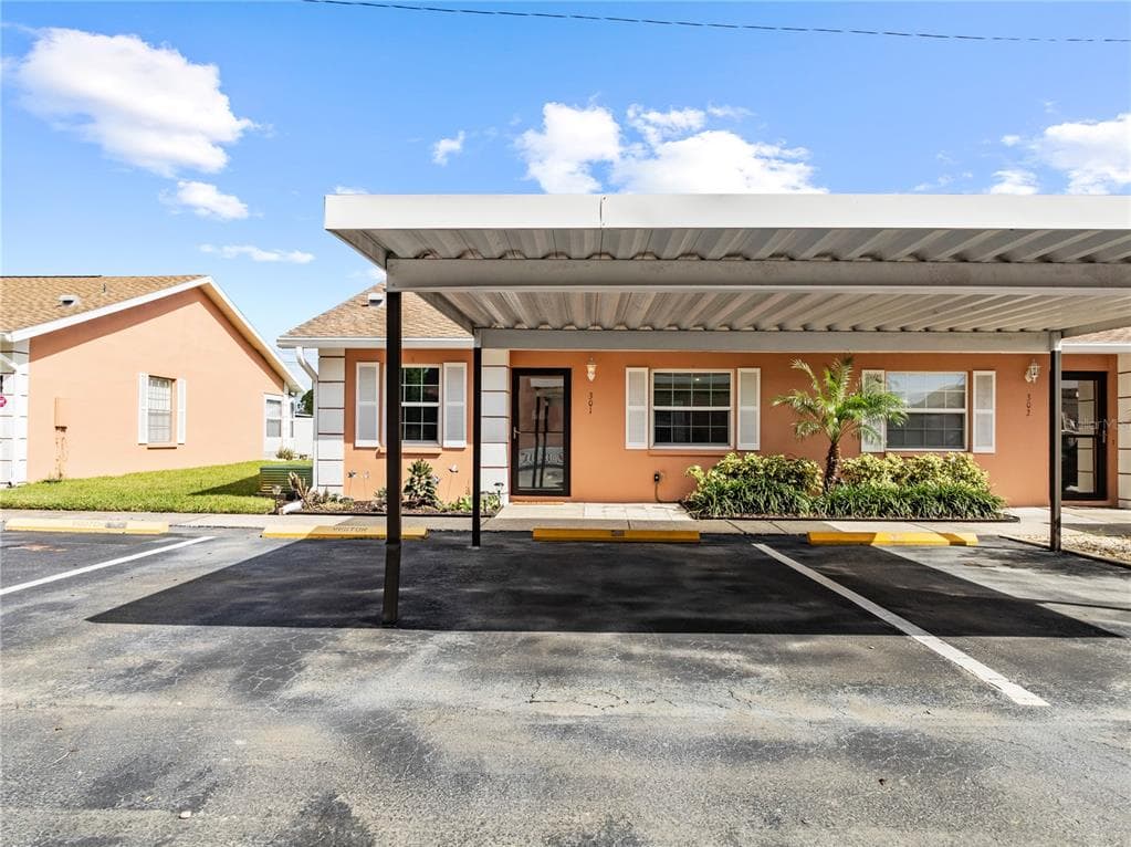 2250 DRUID ROAD E UNIT 301 CLEARWATER, FL 33764