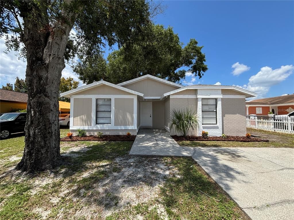 9605 ELGIN COURT TAMPA, FL 33615